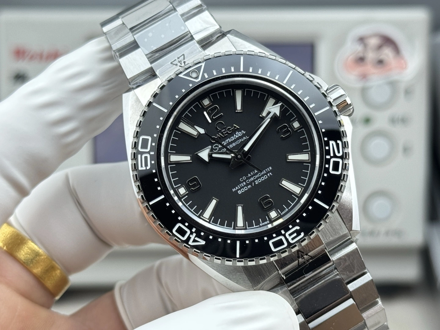 EyeCatching CBD Factory Omega Seamaster Planet Ocean 600M 42mm Black Dial Black Ceramic Bezel (217.30.42.21.01.001) 1:1 Super Clone – Dandong 8912 Movement 301